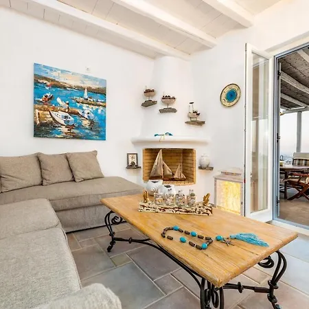 Orizon Naousa (Paros)